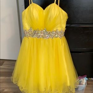 Yellow dress